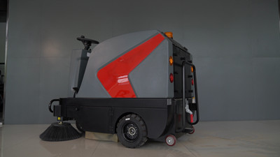 電動(dòng)掃地車.jpg